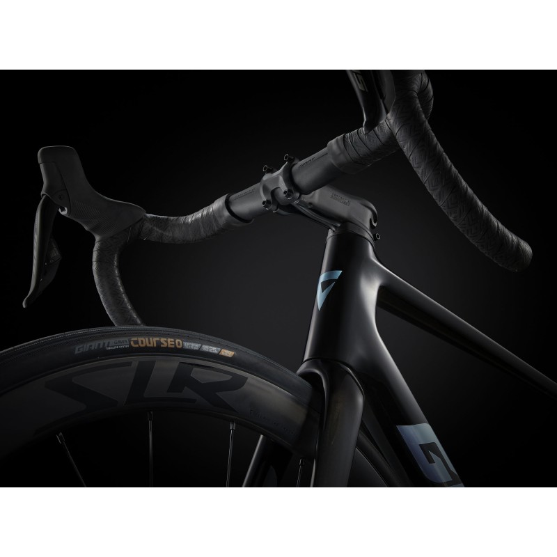 Giant Tcr Advanced Pro 1 Di2 carbon